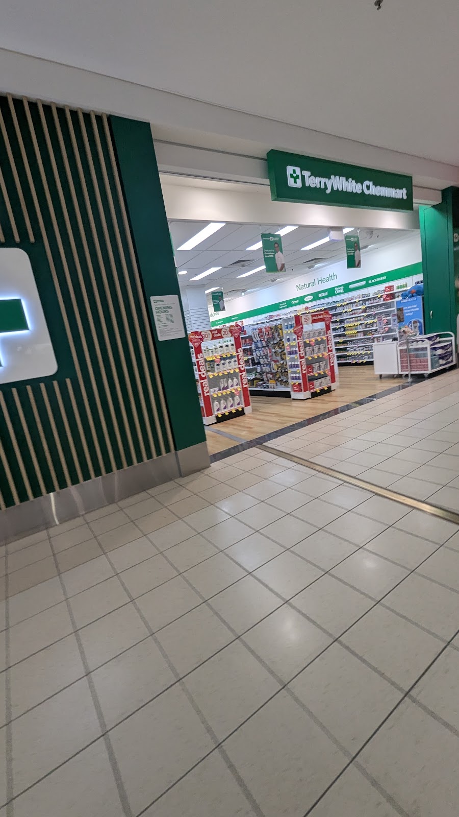 TerryWhite Chemmart Greenslopes | Shop 30-31/720 Logan Rd, Greenslopes QLD 4120, Australia | Phone: (07) 3397 5155