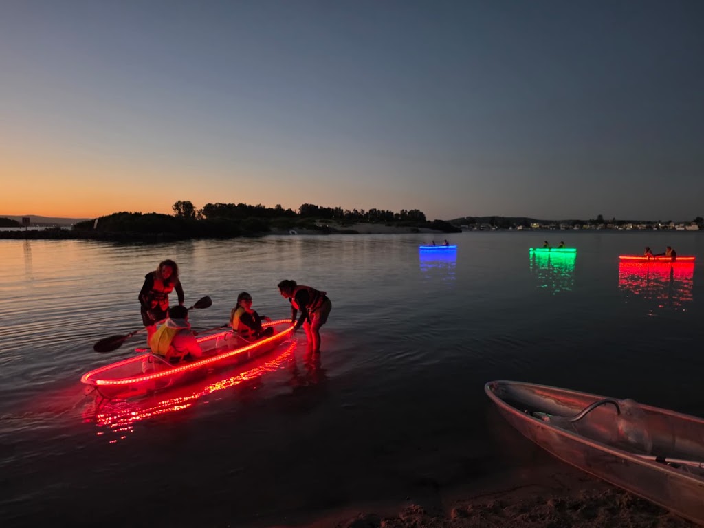Showtime Kayaking | Naru St, Marks Point NSW 2280, Australia | Phone: (02) 4367 5591