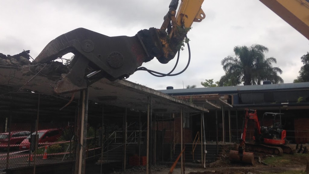 Mills Earthmoving (nsw) | general contractor | 300 Sackville Ferry Rd, Sackville North NSW 2756, Australia | 0412299330 OR +61 412 299 330