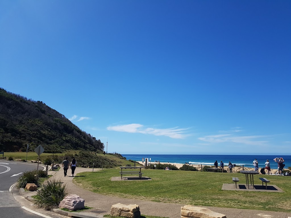 Garie Beach picnic area |  | Coast Track, Lilyvale NSW 2508, Australia | 0295420648 OR +61 2 9542 0648