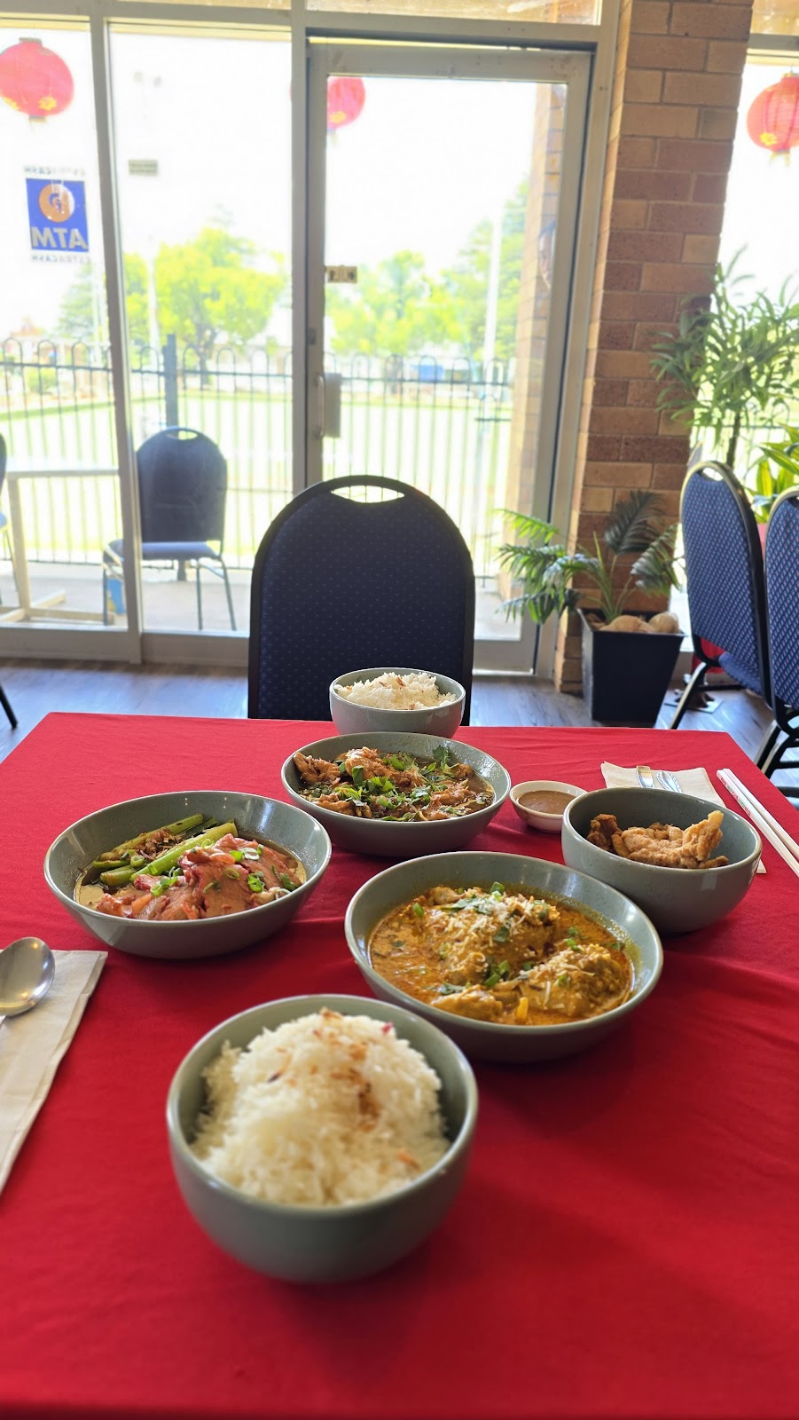 Thanhs Bowlo Murrurundi | 131 Mayne St, Murrurundi NSW 2338, Australia | Phone: (02) 6546 6532