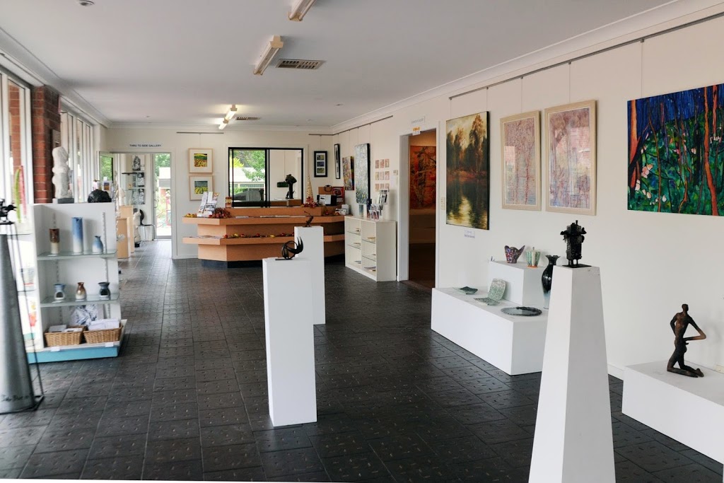 GIGS Art Gallery & Studios | art gallery | Lincoln Causeway, Wodonga VIC 3690, Australia | 0260213073 OR +61 2 6021 3073