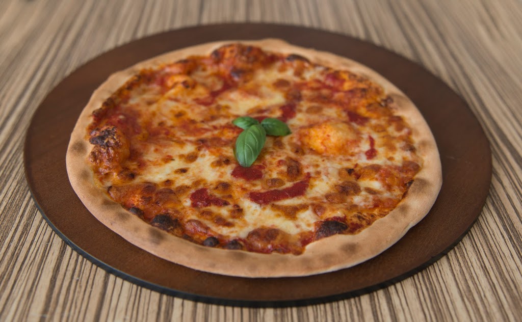 Kilsyth Pizzeria | meal takeaway | Shop 8/542 Mt Dandenong Rd, Kilsyth VIC 3137, Australia | 0397258111 OR +61 3 9725 8111