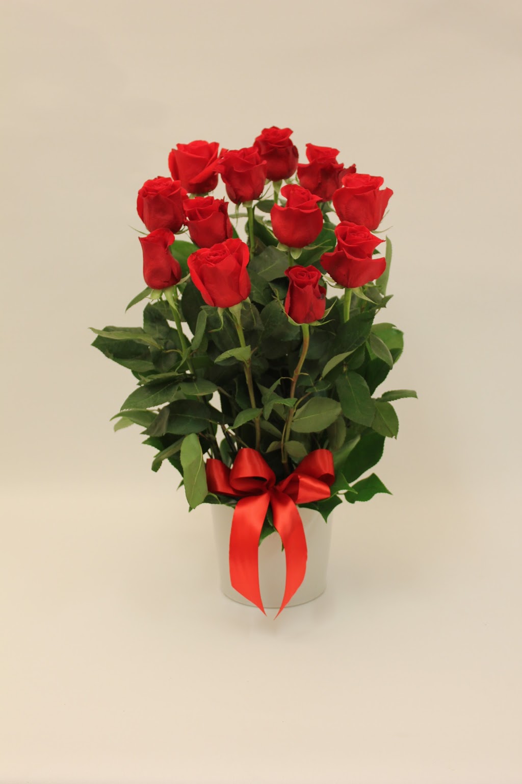 Avenues St. Peters Florist | florist | 114 Payneham Rd, Stepney SA 5069, Australia | 0883627398 OR +61 8 8362 7398