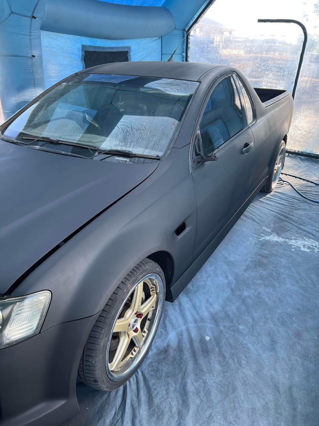 Blow It Up | Inflatable Spray Booth Hire | 30 Sandy Creek Ave, Camira QLD 4300, Australia | Phone: 1800 953 633