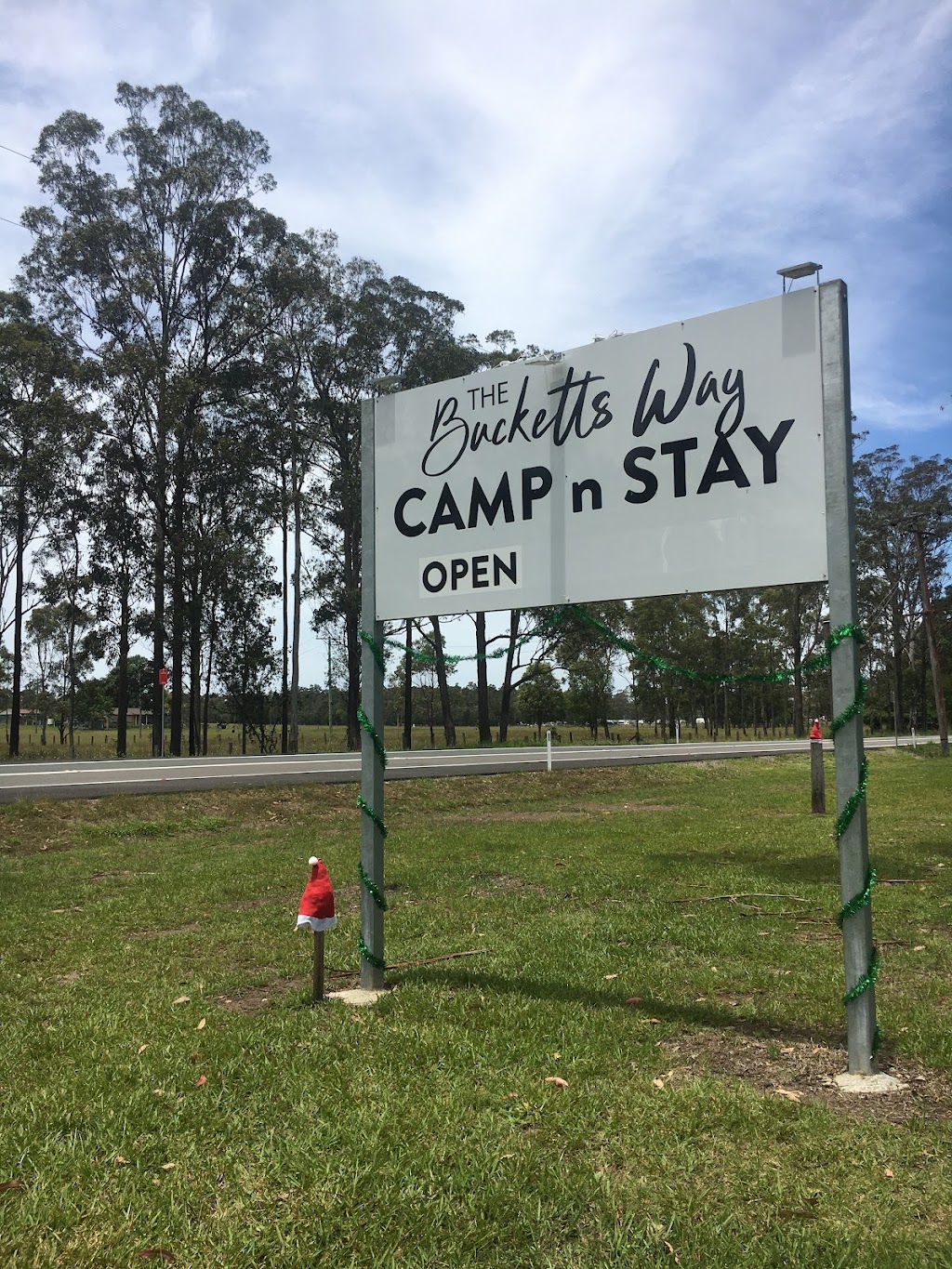 The Bucketts Way Camp n Stay | 47 The Bucketts Way, Twelve Mile Creek NSW 2324, Australia | Phone: 0402 859 669