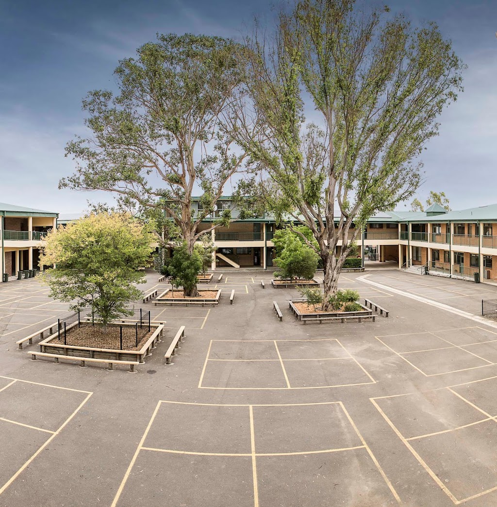 St Dominics College | school | 54 Gascoigne St, Kingswood NSW 2747, Australia | 0247311933 OR +61 2 4731 1933