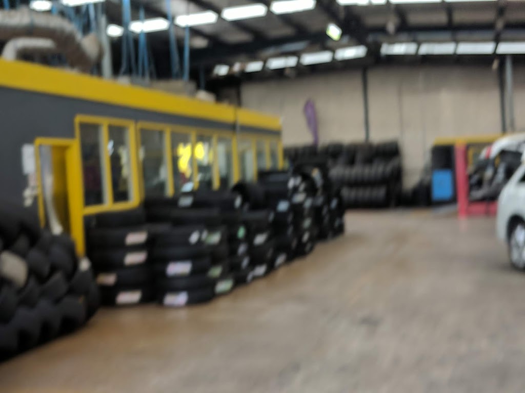 Highway Tyres | car repair | 104 Governor Rd, Mordialloc VIC 3195, Australia | 0385876811 OR +61 3 8587 6811