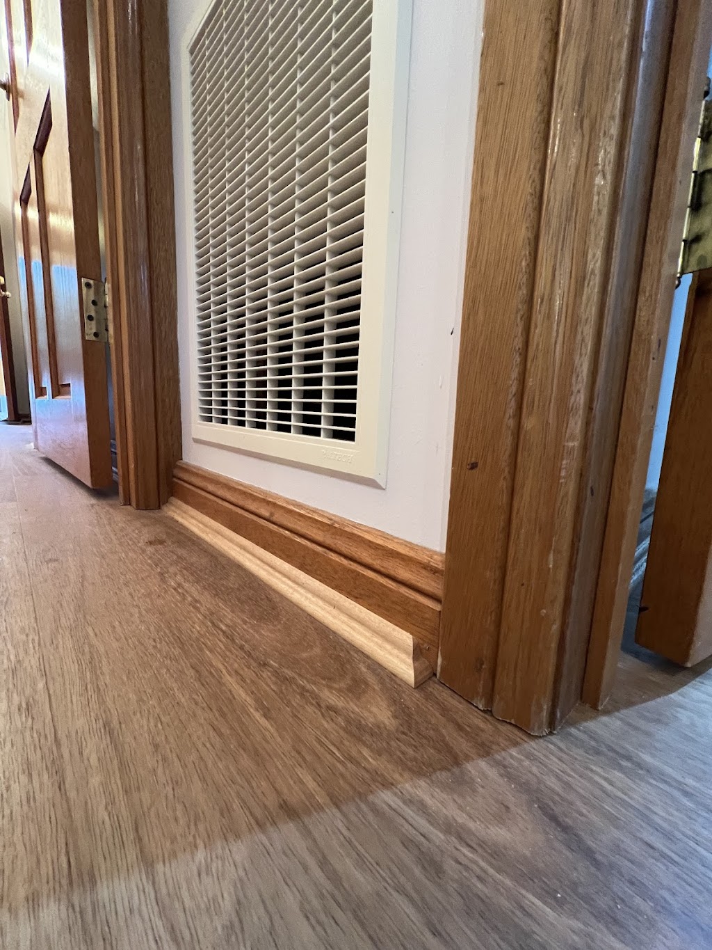 Commercial Flooring | 15 Botanica Springs Blvd, Brookfield VIC 3338, Australia | Phone: 0405 399 468