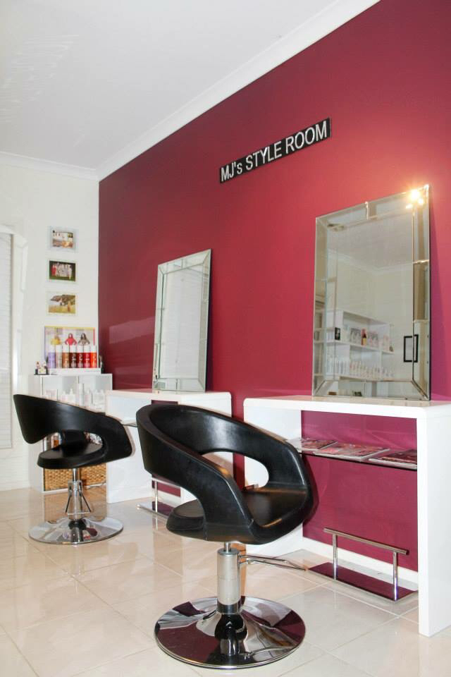 MJs Style Room | hair care | 17 The Broadway, Caroline Springs VIC 3023, Australia | 0488770033 OR +61 488 770 033