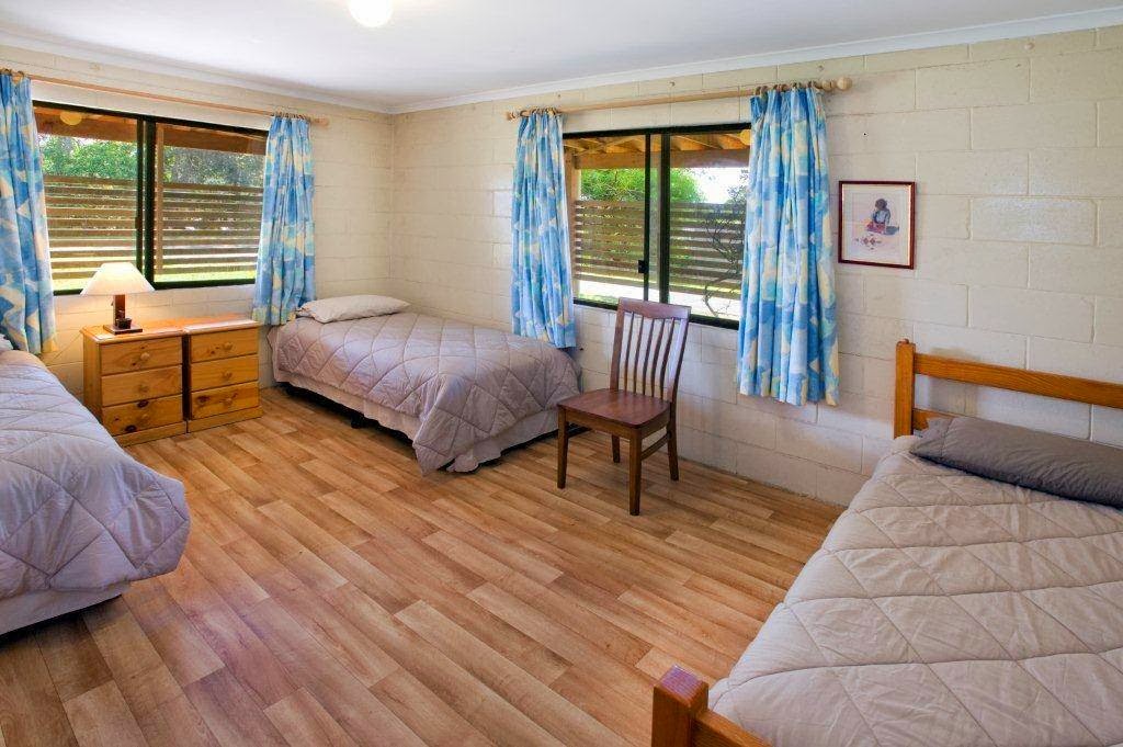 Blue River Apartments | 69 Riverside Dr, Wooli NSW 2462, Australia | Phone: 0458 887 724