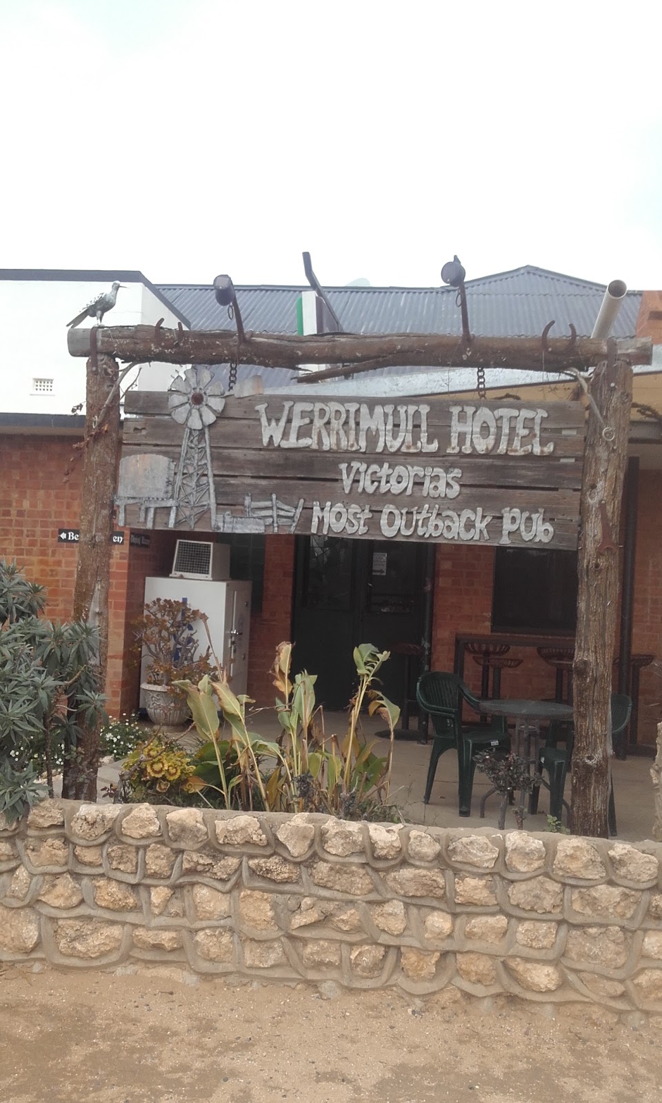 Werrimull Hotel | 5543 Millewa Rd, Werrimull VIC 3496, Australia | Phone: (03) 5028 1200