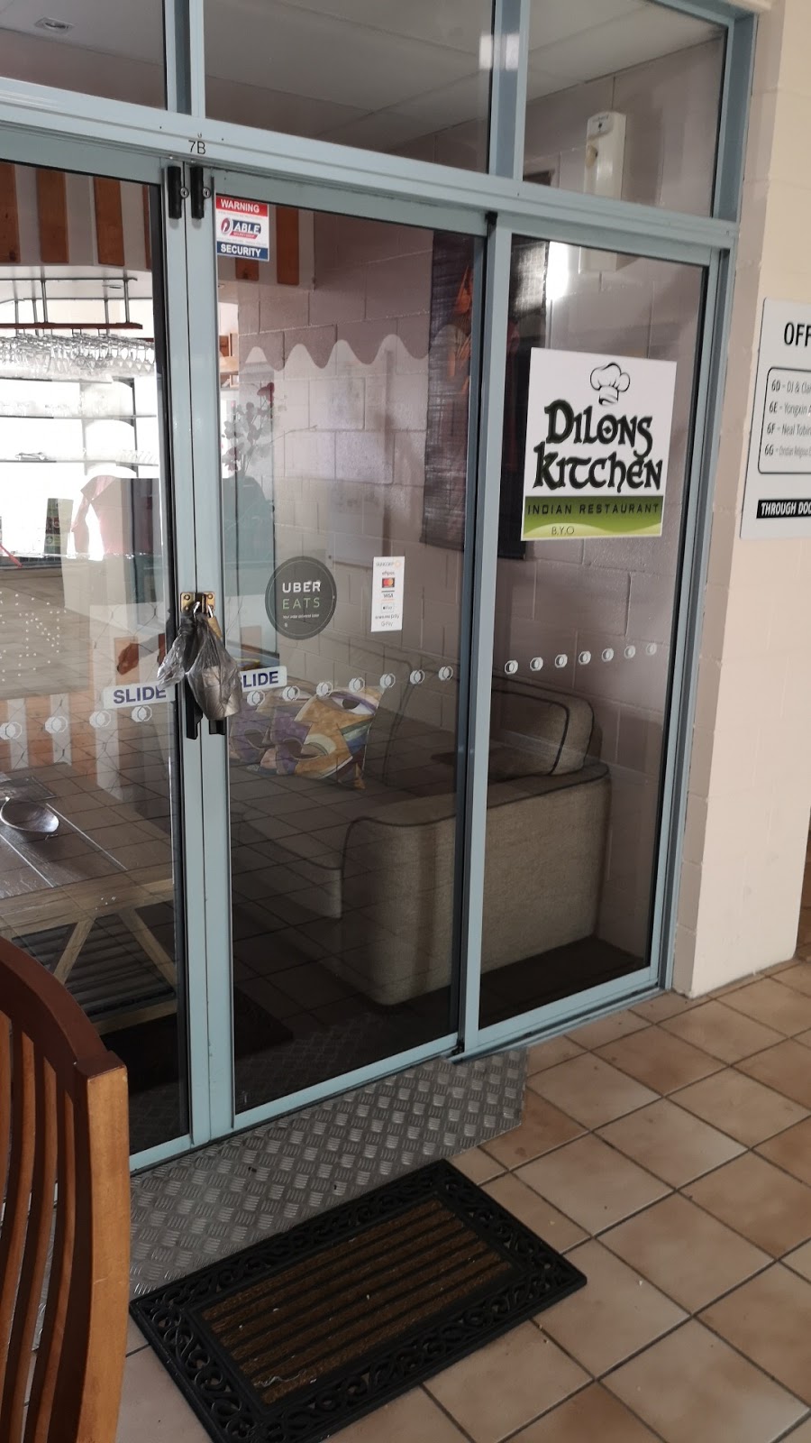 Dilons Kitchen | 62 Landsborough Parade, Golden Beach QLD 4551, Australia | Phone: (07) 5437 3578