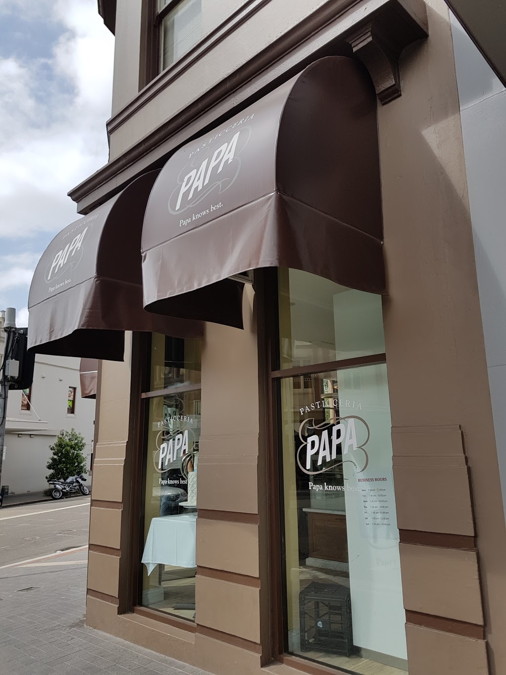 Pasticceria Papa | bakery | 145 Ramsay St, Haberfield NSW 2045, Australia | 0297999531 OR +61 2 9799 9531