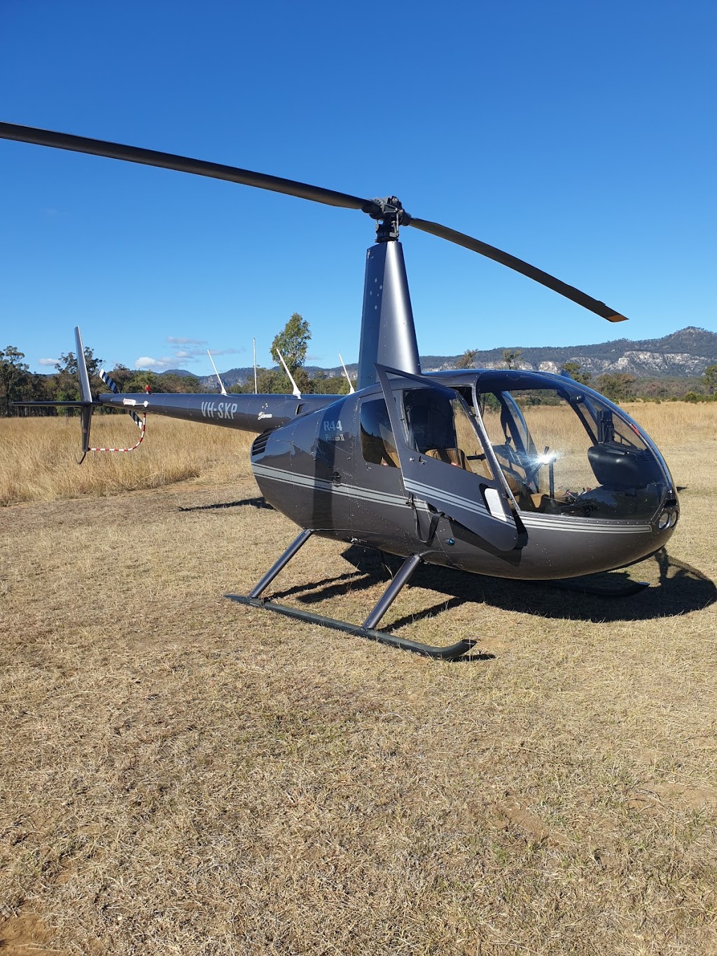 Heli-Central | Hangar 7, Airport Drive, Emerald QLD 4720, Australia | Phone: 1800 435 426