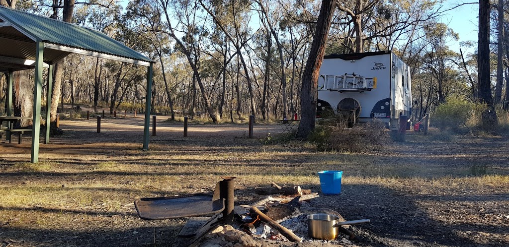 Reef Hills State Park | park | Reef Hills Rd, Benalla VIC 3672, Australia | 131963 OR +61 131963