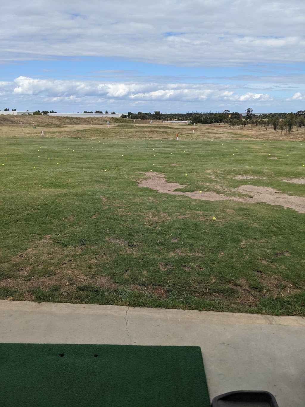 Mt Derrimut Driving Range & Mini Golf | 475 Mt Derrimut Rd, Derrimut VIC 3026, Australia | Phone: (03) 8737 9011