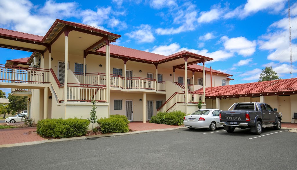 Esplanade Hotel | lodging | 30/38 Marine Terrace, Busselton WA 6280, Australia | 0897521078 OR +61 8 9752 1078