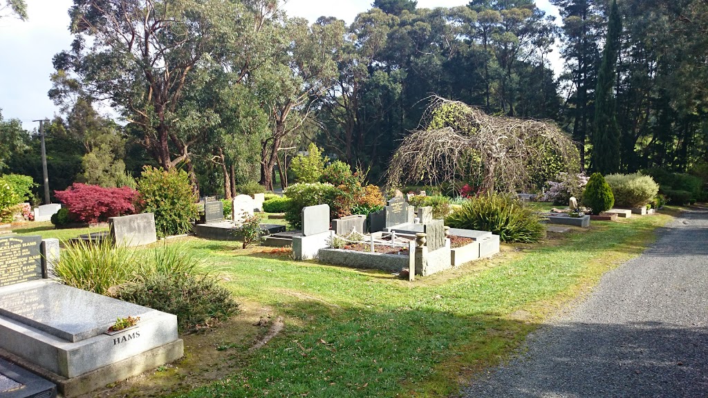 Emerald Cemetery | 169 Macclesfield Rd, Avonsleigh VIC 3782, Australia | Phone: 1300 022 298