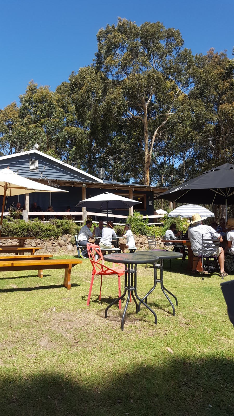 Tilba Valley Winery And Ale House | restaurant | 947 Old Hwy, Corunna NSW 2546, Australia | 0244737308 OR +61 2 4473 7308