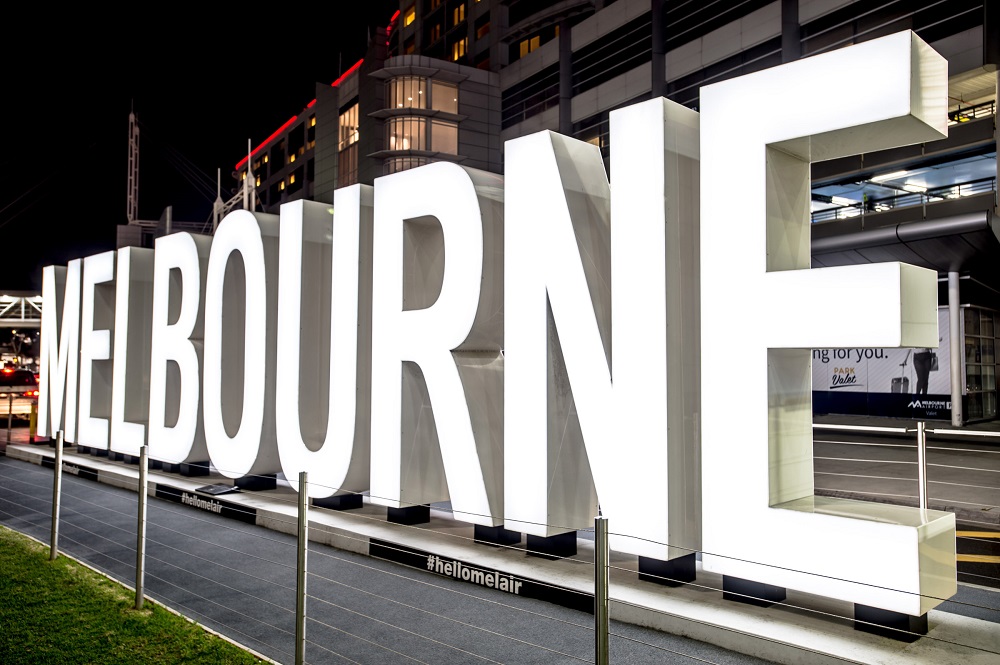 Silver Services Cab Melbourne | 86 Wisteria Ave, Craigieburn VIC 3064, Australia | Phone: 0421 327 571
