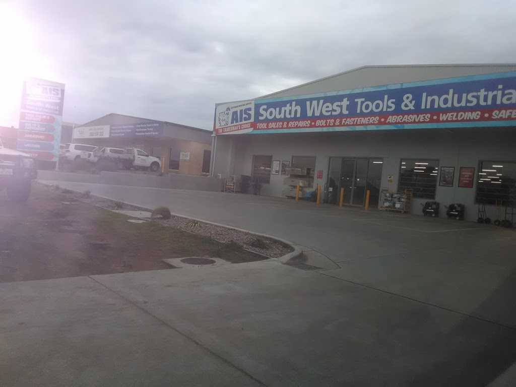 South West Tools & Industrial | store | 17 Rooneys Rd, Warrnambool VIC 3280, Australia | 0355605641 OR +61 3 5560 5641