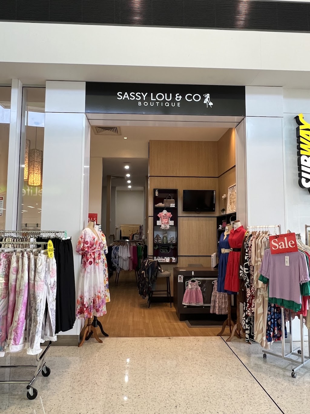 Sassy Lou & Co Boutique | 1, Shop 8/19 McLaughlin St, Gracemere QLD 4702, Australia | Phone: 0436 854 011