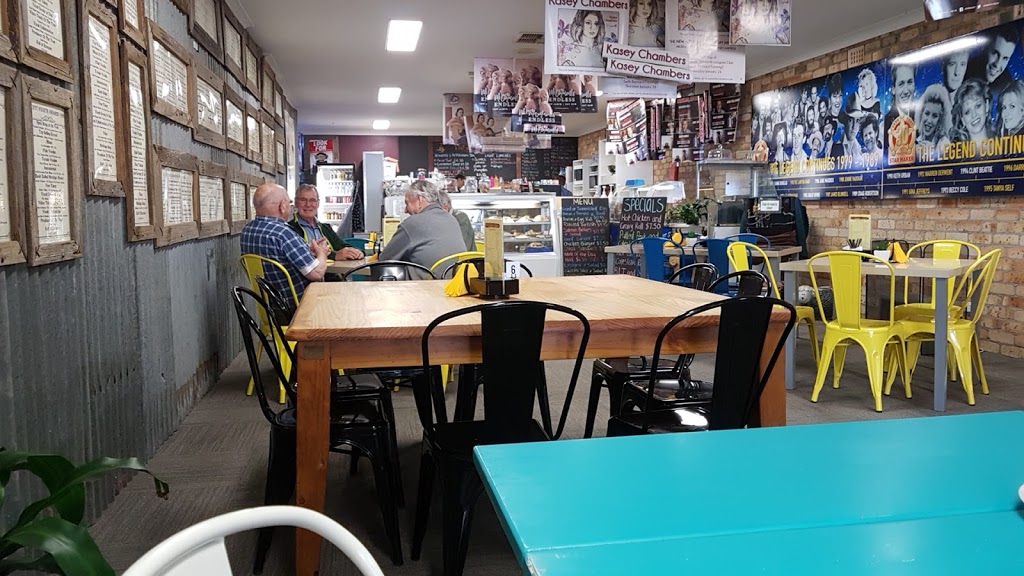 Golden Guitar Motor Inn | 2-8 The Ringers Rd, East Tamworth NSW 2340, Australia | Phone: (02) 6762 2999