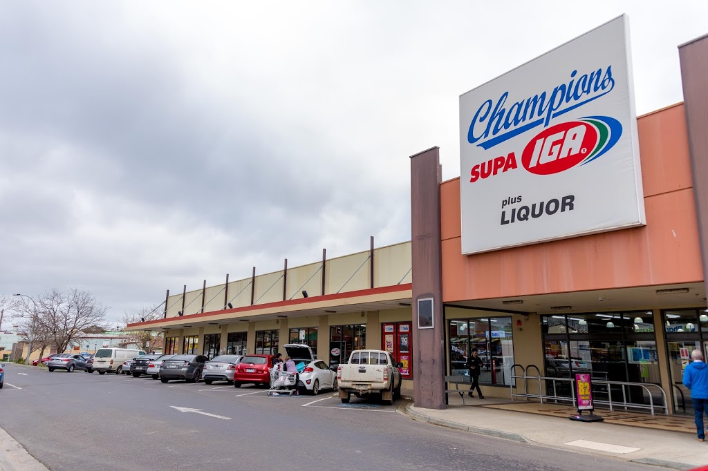 Champions IGA Kangaroo Flat | supermarket | 20 Station St, Kangaroo Flat VIC 3555, Australia | 0354475300 OR +61 3 5447 5300