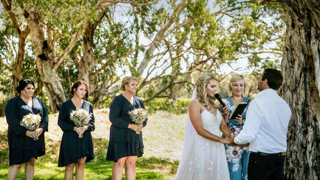 Melanie Schubert Marriage Celebrant - Adelaide | 85 Bridge Rd, Langhorne Creek SA 5255, Australia | Phone: 0407 825 270