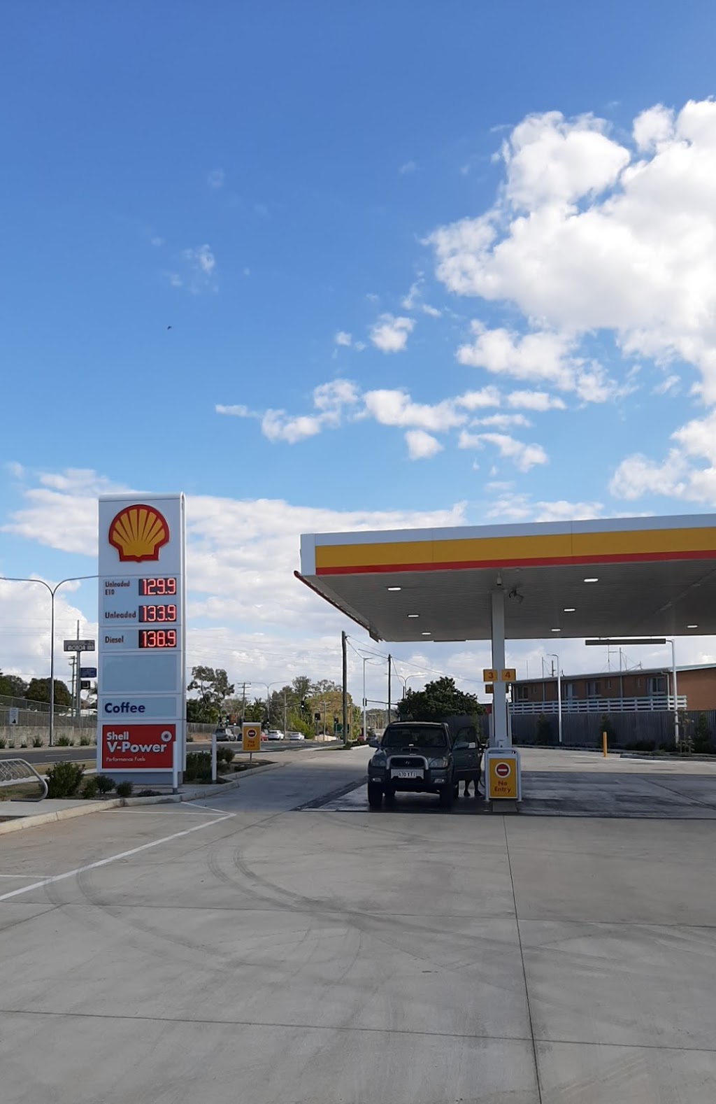 Shell V Power | Dawson Hwy, West Gladstone QLD 4680, Australia | Phone: 0425 302 320