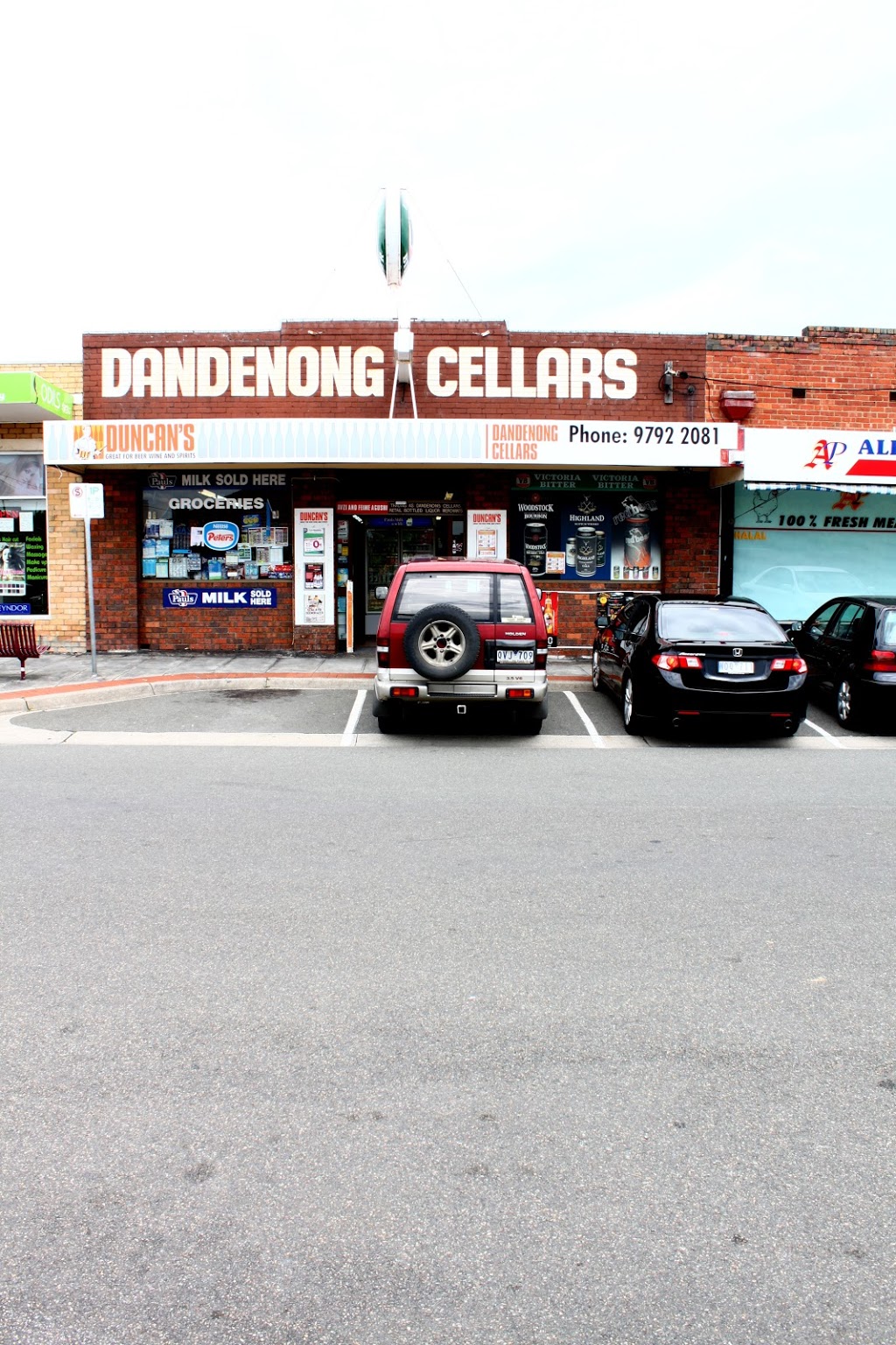 Dandenong Cellars | 106B Herbert St, Dandenong VIC 3175, Australia | Phone: (03) 9792 2081