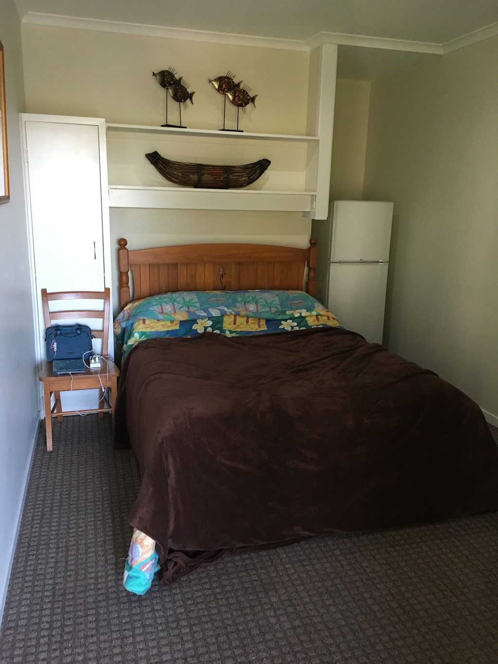 Lake Cootharaba Motel | 75 Laguna St, Boreen Point QLD 4565, Australia | Phone: (07) 5485 3127