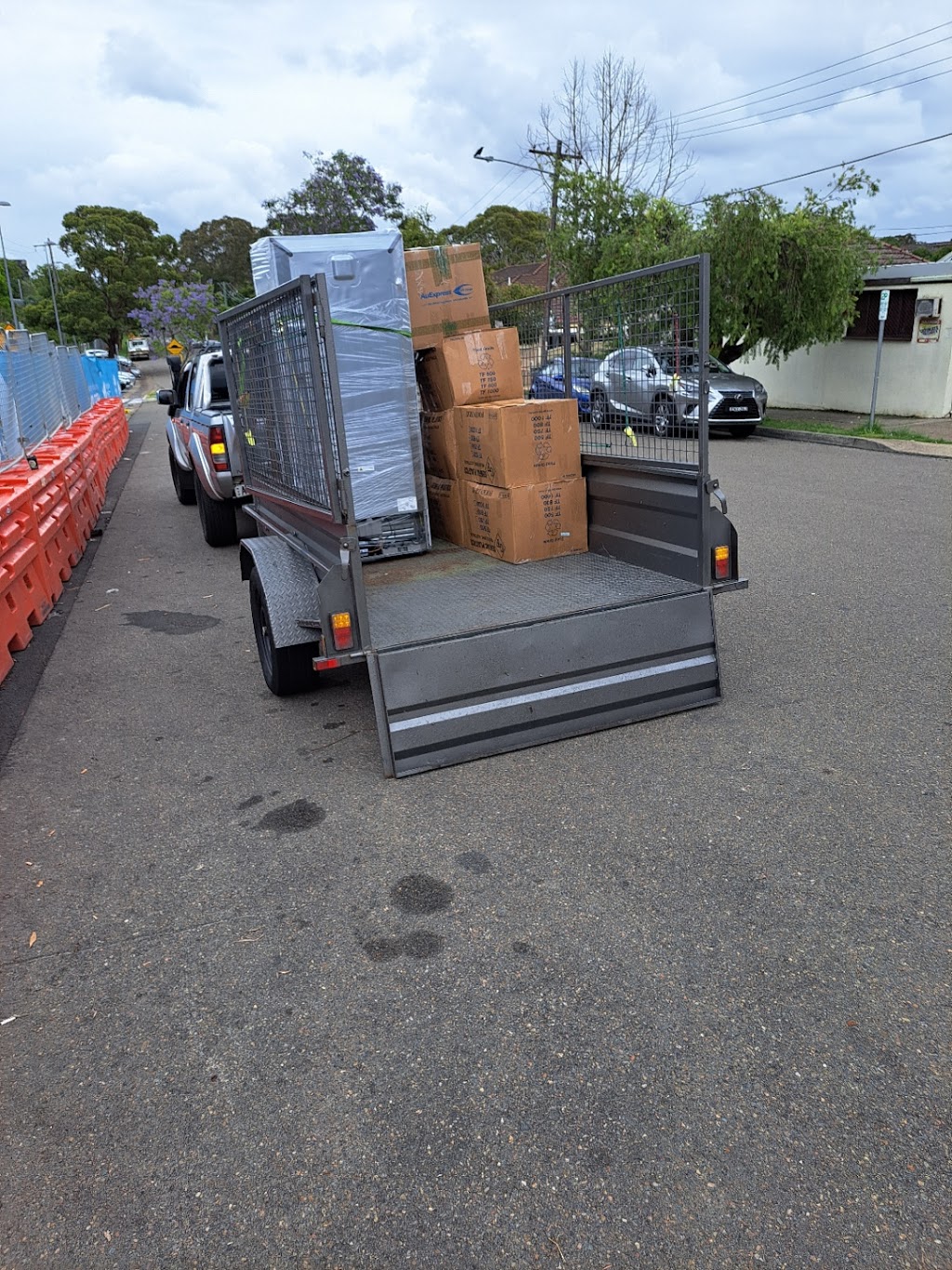 K & M Relocations & Cleaning | 104 Trobriand Cres, Glenfield NSW 2167, Australia | Phone: 0411 314 740