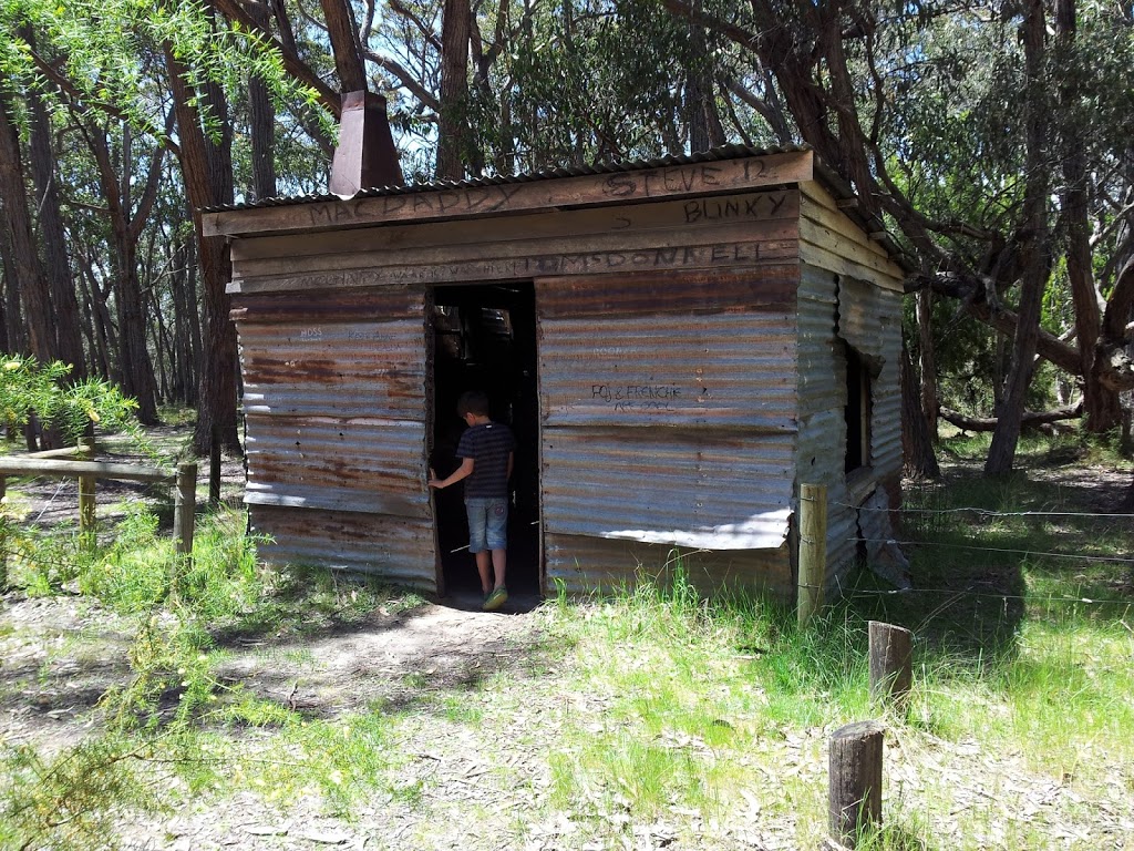 Strachans Campground | campground | Sawmill Track, Grampians VIC 3314, Australia | 131963 OR +61 131963