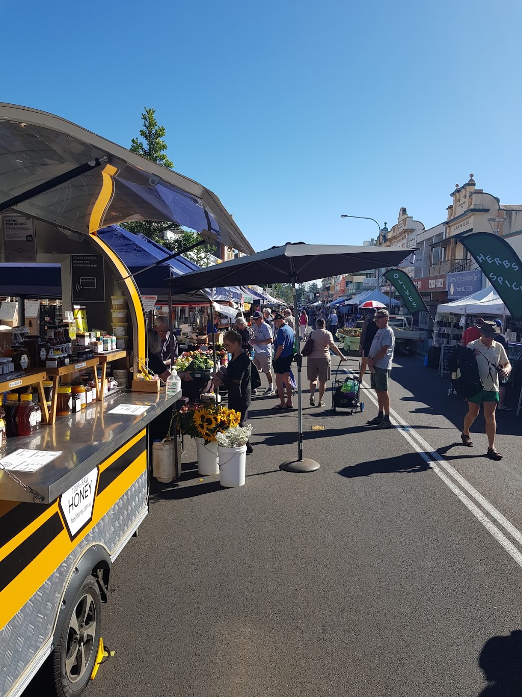 Fresh Honey | food | 92-94 Toogoom Rd, Toogoom QLD 4655, Australia | 0411422355 OR +61 411 422 355