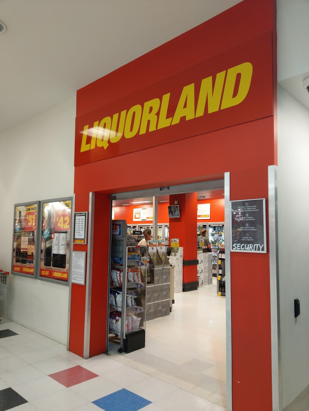 Liquorland Mitchell Centre | store | shop 45/59 Mitchell St, Darwin City NT 0800, Australia | 0889412055 OR +61 8 8941 2055