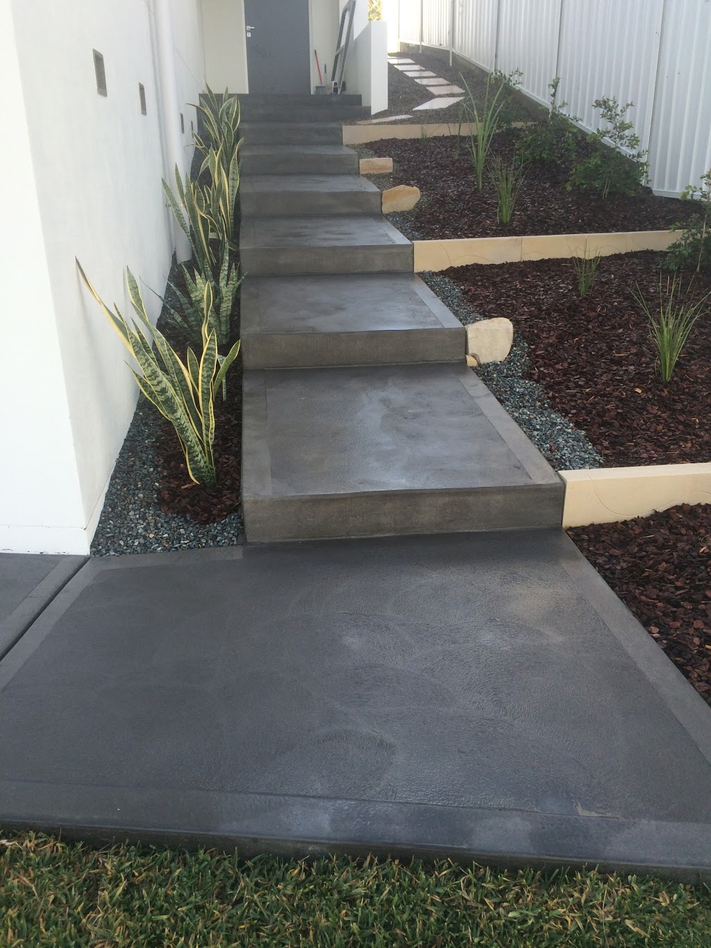 THOMPSON CONCRETE & STONE | general contractor | 16 Crescent Rd, Charlestown NSW 2290, Australia | 0409207137 OR +61 409 207 137