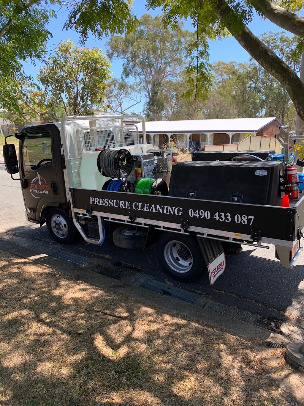 Redlands Powerwash | 271 Bloomfield St, Cleveland QLD 4163, Australia | Phone: 0490 433 087