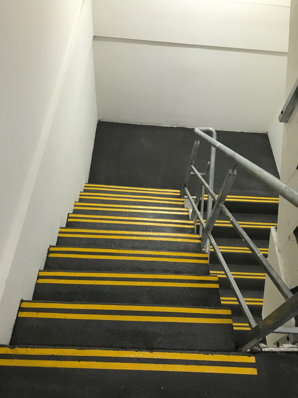 Danicrete spraycrete & Epoxy flooring | 20 Stimson St, Guildford NSW 2161, Australia | Phone: 0451 915 360