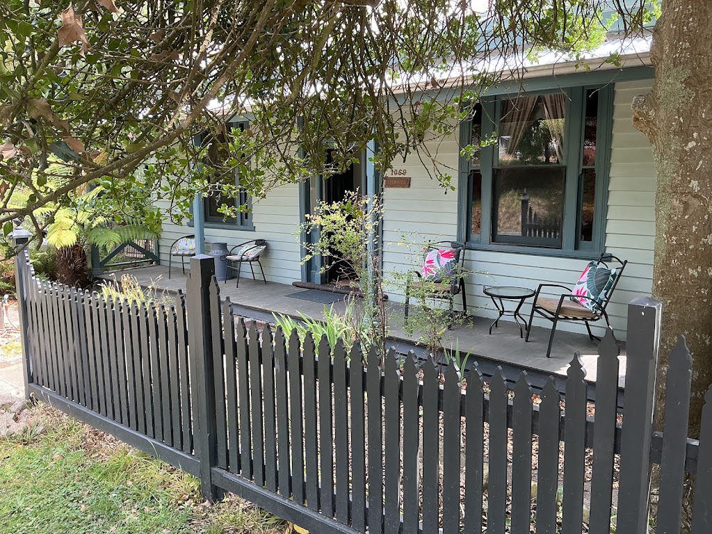 Bromwich Guest House | 1069 Greendale-Trentham Rd, Blackwood VIC 3458, Australia | Phone: 0418 394 915