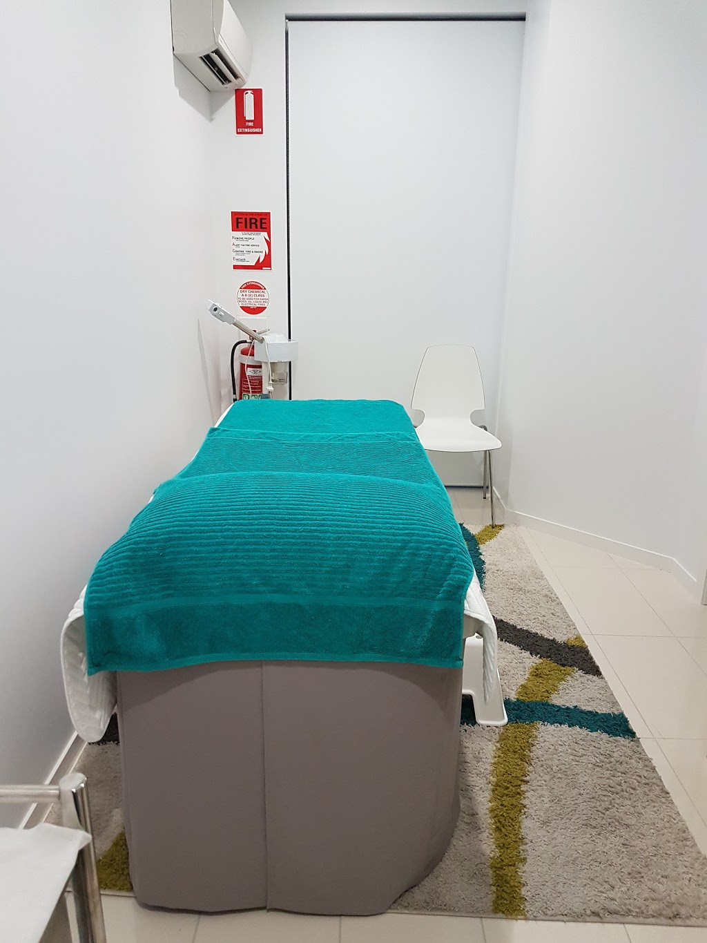 Aqua Laser IPL & Dermal Solutions | 17 Norman St, Wooloowin QLD 4030, Australia | Phone: 0402 057 542