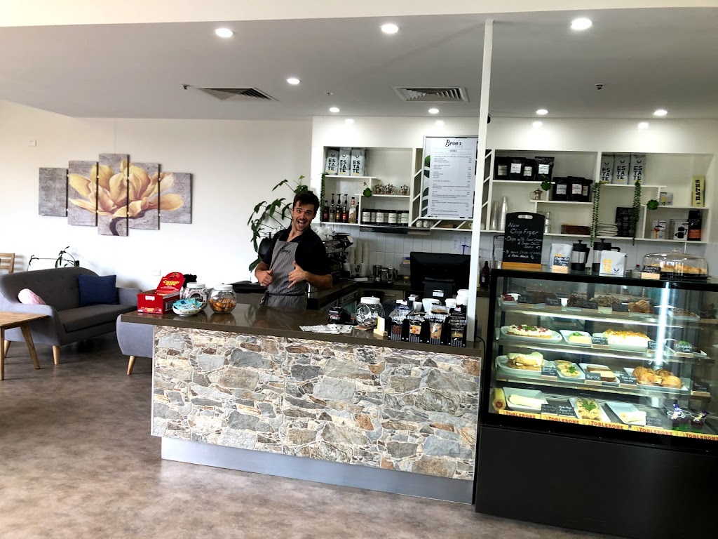Brons Cafe | 15 Scott St, East Toowoomba QLD 4350, Australia | Phone: 0458 853 280