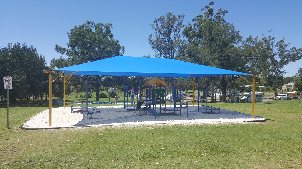 Tiaro Memorial Park | park | 42/44 Mayne St, Tiaro QLD 4650, Australia