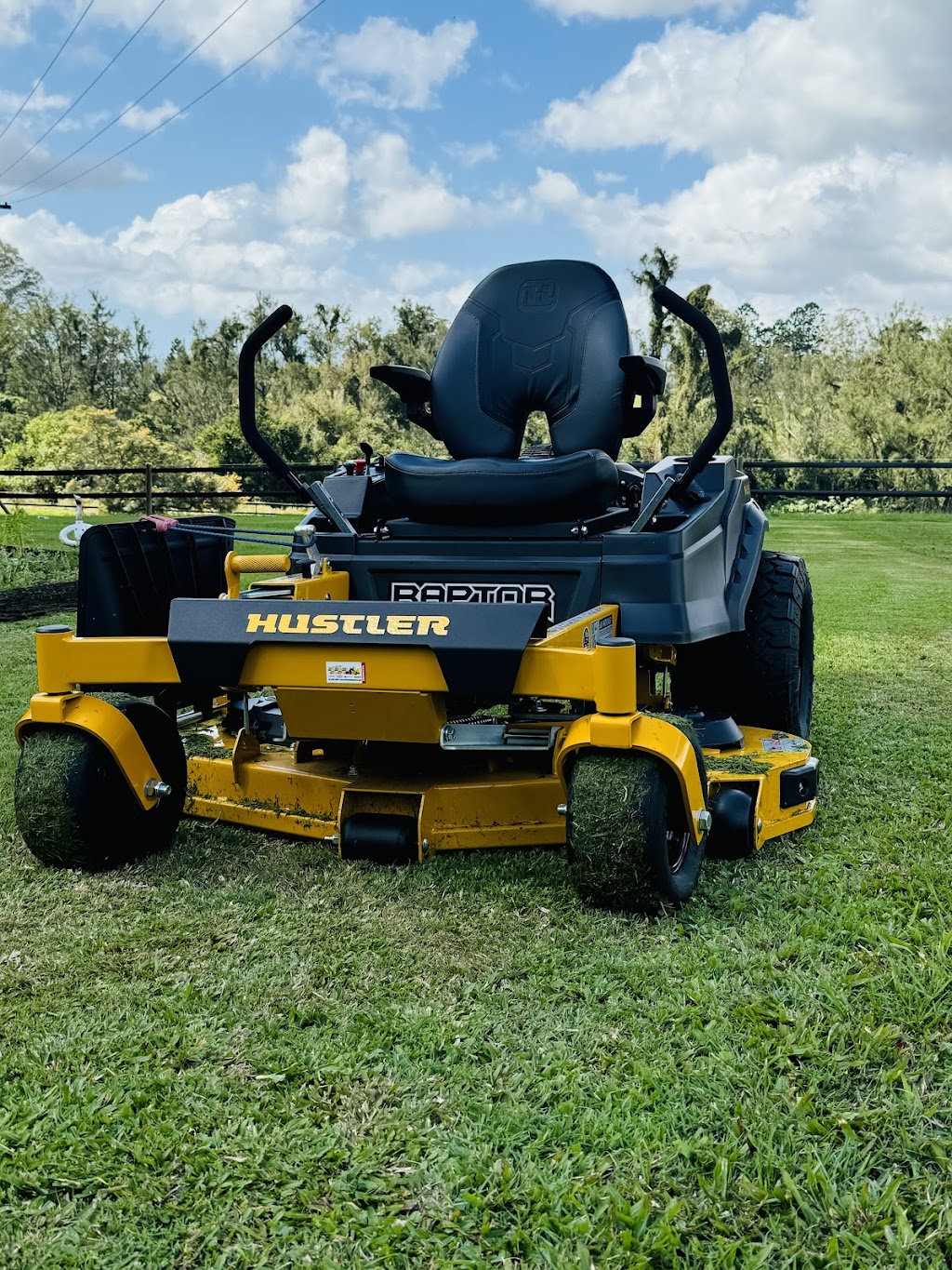 JMAC Mowing Gold Coast | 400 Nerang Murwillumbah Rd, Advancetown QLD 4211, Australia | Phone: 0432 664 316