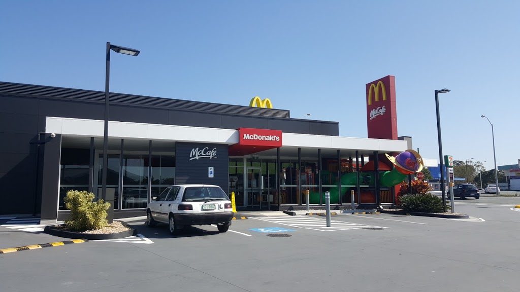 McDonalds Sandgate | 61/69 Rainbow St, Sandgate QLD 4017, Australia | Phone: (07) 3869 2129