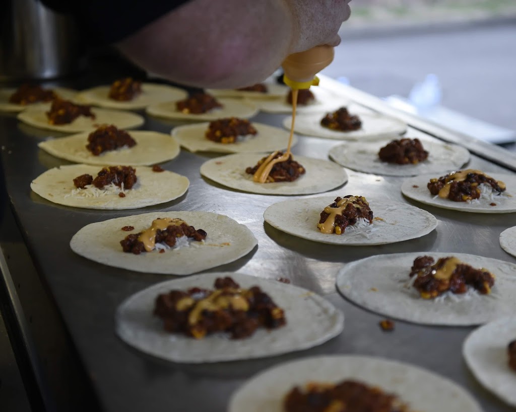 Crafty Street Eats Catering | 4 Yilen Cl, Beresfield NSW 2322, Australia | Phone: 0448 098 742