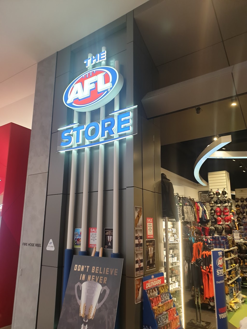 The AFL Store Chadstone | clothing store | Shop B313 (near Target Chadstone Shopping Centre, 1341 Dandenong Rd, Malvern East VIC 3148, Australia | 0395687300 OR +61 3 9568 7300