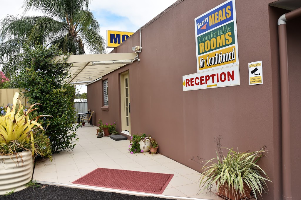 Chinchilla Motel | lodging | 65/69 Downes St, Chinchilla QLD 4413, Australia | 0746655373 OR +61 7 4665 5373