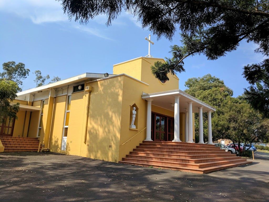 St John Vianney Parish | church | 17 Cameron St, Doonside NSW 2767, Australia | 0296223426 OR +61 2 9622 3426
